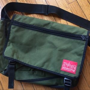 Large Manhattan Portage Messenger Bag